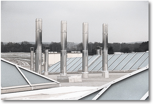 Edelstahlschornsteine auf einer Großbäckerei